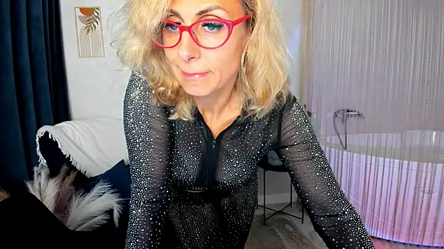 MuseOfStage Chat XXX live