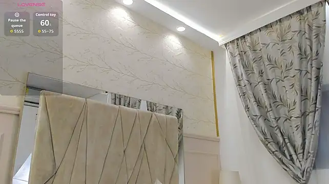 Adrien_Monteiro Chat XXX in diretta