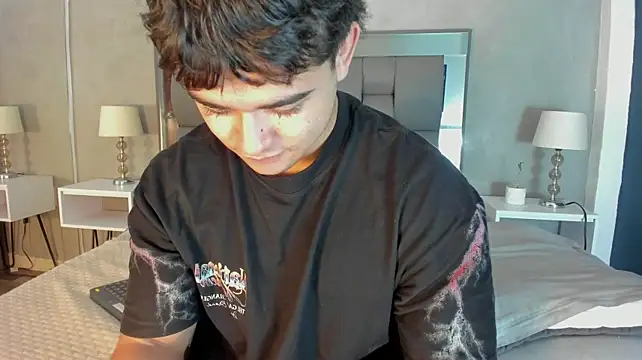 Charlie___Musk 现场XXX聊天