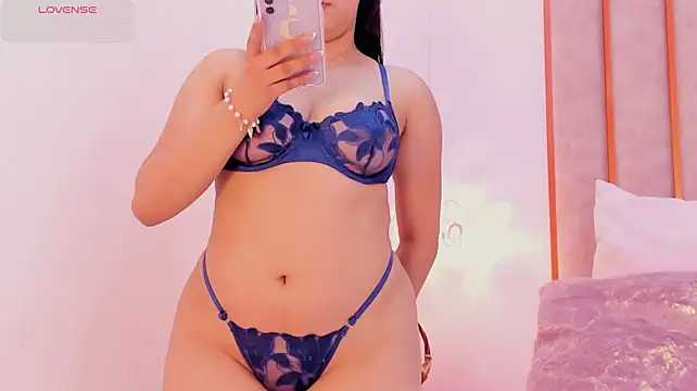Chatroom XXX en direct de Zoe_Monrow