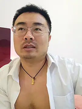guozuo's Live XXX Chat