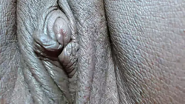 morenahott1's Live XXX Chat
