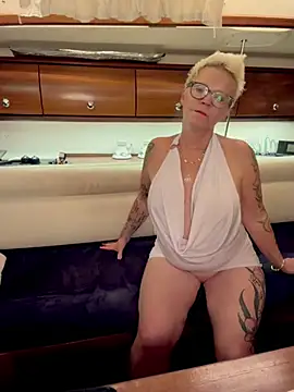 German_Milf XXX чат на живо