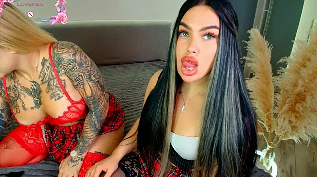 katerine_Monroe 即時 XXX 聊天