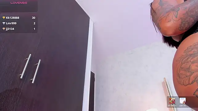 MiaSichell's Live XXX Chat