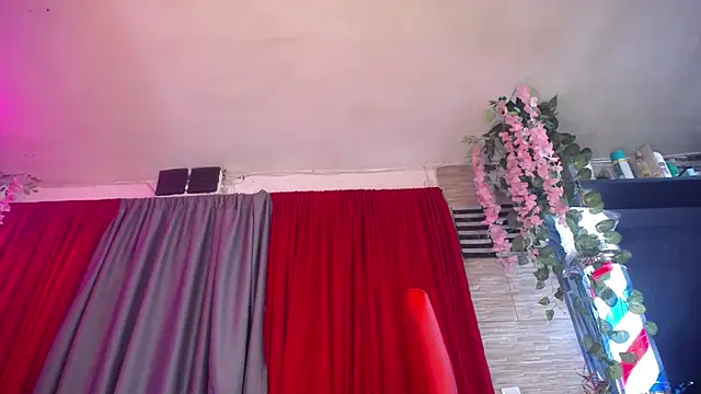 hornytsblonde Webcamshow