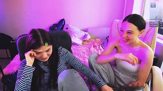 your_megan live XXX chat