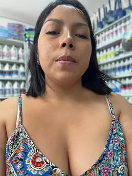 ISABELLA__LUNA live XXX chat