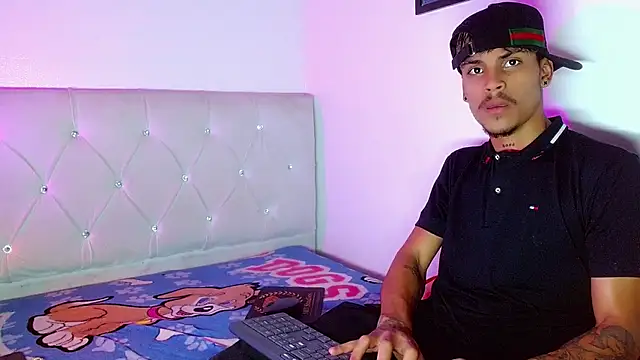 Angel_foxc13 Adlı Modelin Canlı XXX Sohbeti