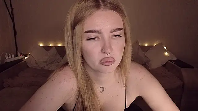 ViolettaLopez's Live XXX Chat