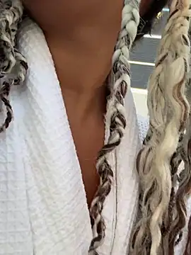 HaileyDiana লাইভ XXX চ্যাট