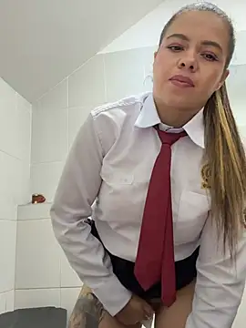 Chatroom XXX en direct de Ariana-07