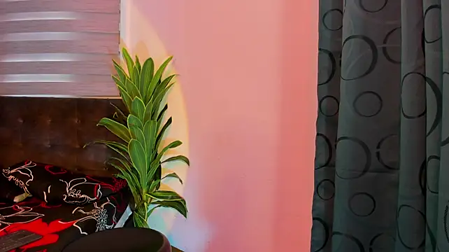 XXX chat uživo modela Mix_electra_nova