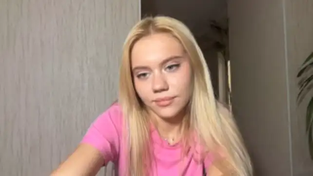 Glamorforyou's Live XXX Chat