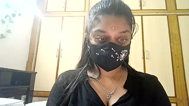 Sirishateluguammai's Webcam Show