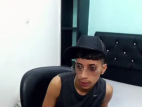 Živý XXX chat brayan__hot__