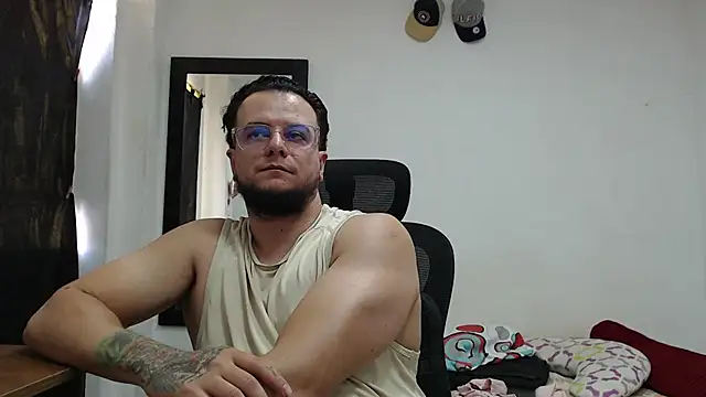 cloudsxxx's Live XXX Chat