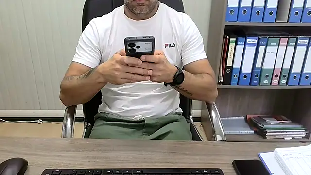 Živý XXX chat Evasionee