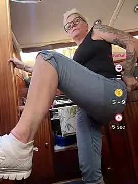 German_Milf 现场XXX聊天