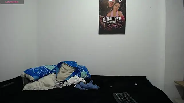 XXX chat uživo modela karen_steven_