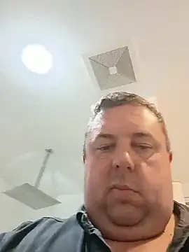 Show modela bigguymassage na web-kameri
