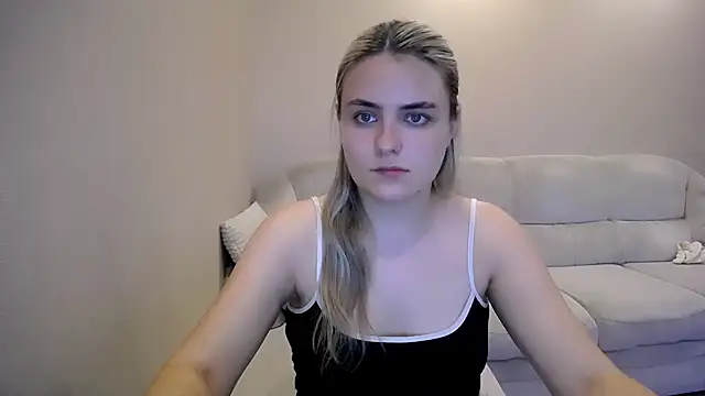 Chatroom XXX en direct de _shy_sabrina__