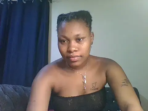 Živý XXX chat Juicyy_afriq