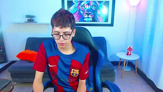 Czat XXX na żywo – alexcum_18