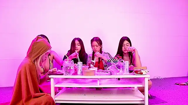Velvet--girl's Live XXX Chat