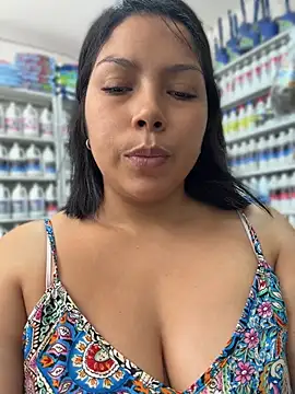 ISABELLA__LUNA 现场XXX聊天