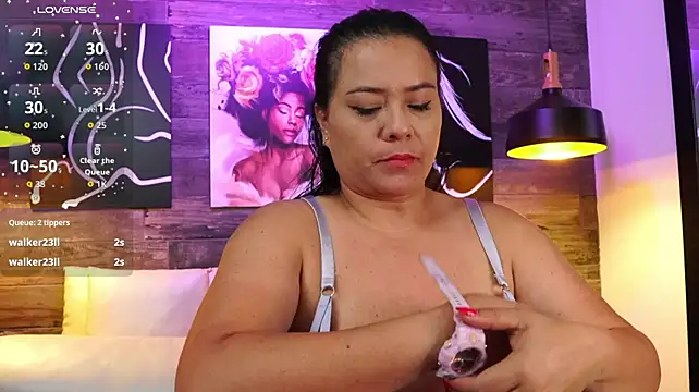 DanyAndAlexa Adlı Modelin Canlı XXX Sohbeti