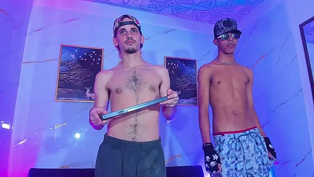 Czat XXX na żywo – Dhey_sexx