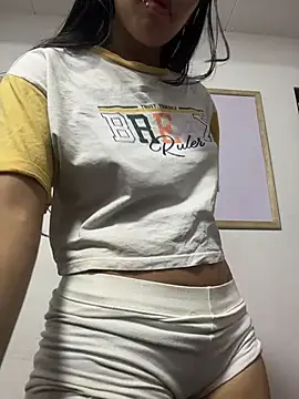 LilyRossi_ live XXX chat