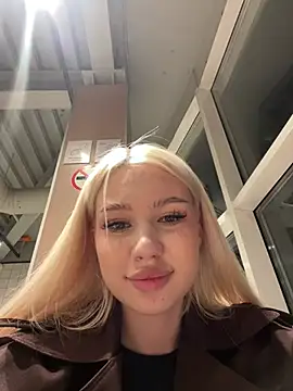 Czat XXX na żywo – Kiss-Aurora-