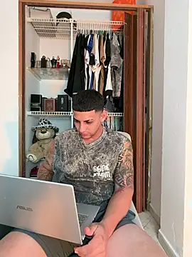 GabrielX77_n Live XXX chat