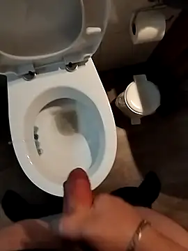 geilerwichser18 webcam show
