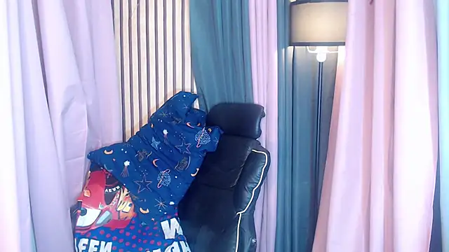 Valentina_lust Adlı Modelin Canlı XXX Sohbeti