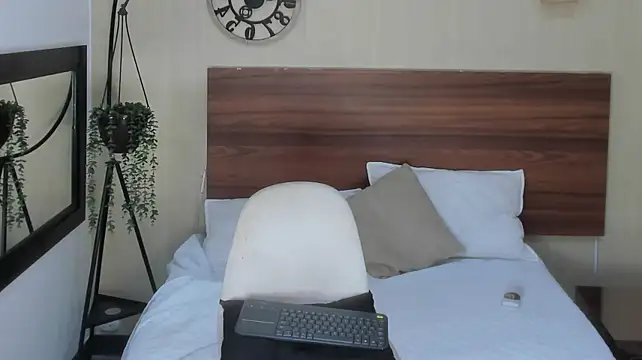 Chat +18 de SamayRyann ao vivo