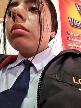 Angela__05 XXX чат на живо