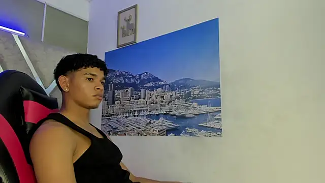 Chat +18 de nova_mitchell7 ao vivo