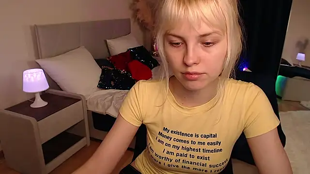 HannahHolliss: онлайн-секс-чат