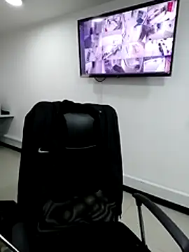 Vallenn_1 – Naživo XXX chat