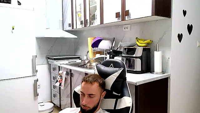 RyanStorm_ – Naživo XXX chat
