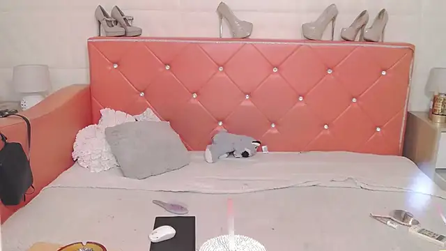 Živý XXX chat HotIris