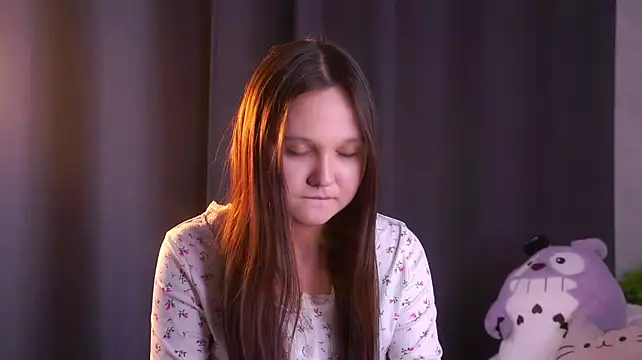 ModestaCavan Adlı Modelin Canlı XXX Sohbeti