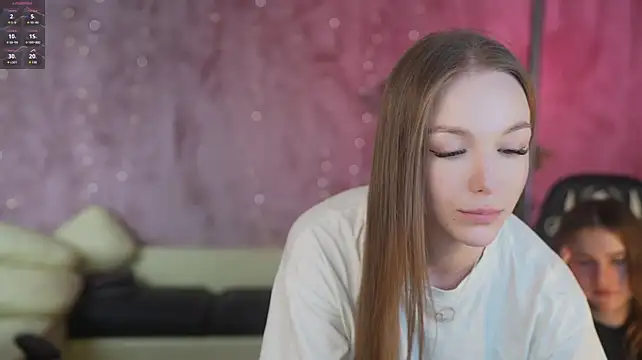 הופעת וובקאם של Ella_054