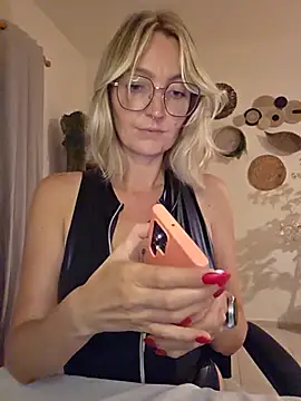 MissMialicious – Live XXX-chat