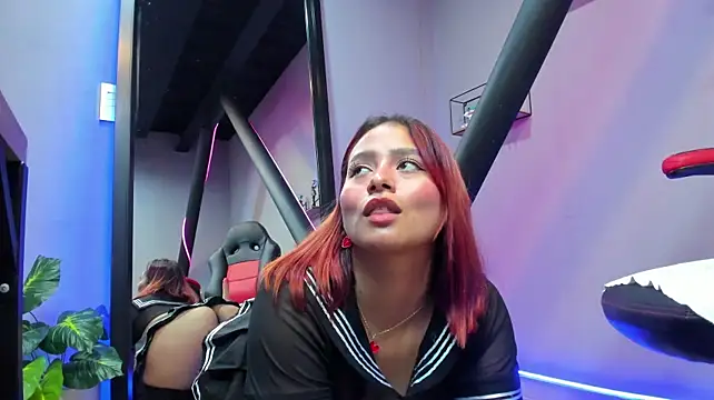 دردشة Hannah_Scot الجنسية المباشرة