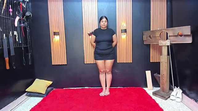BDSM_Vantablack___ Adlı Modelin Canlı XXX Sohbeti