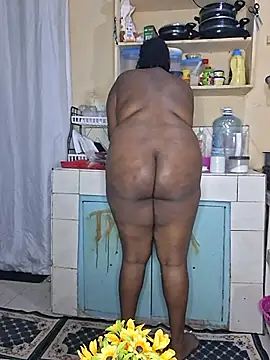 Colonixhotcouple Adlı Modelin Canlı XXX Sohbeti
